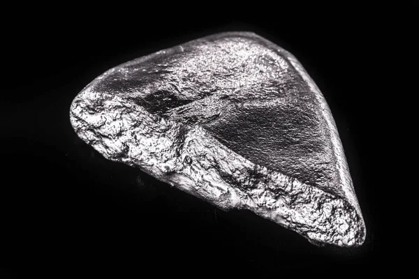 rodyum metalli